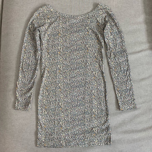 Billabong floral dress - Picture 2 of 7